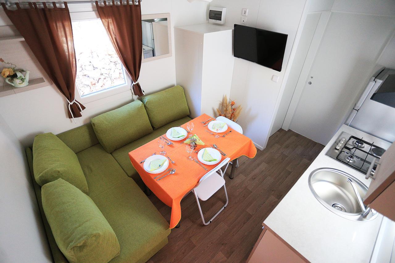 Mobile Homes-Slanica Murter Eksteriør bilde