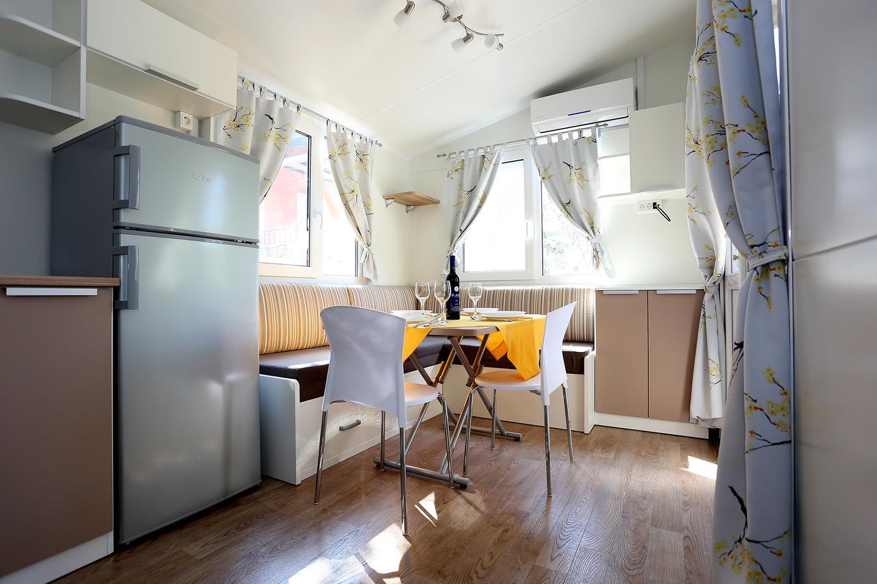 Mobile Homes-Slanica Murter Eksteriør bilde